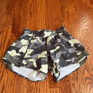 Lululemon hotty hot shorts